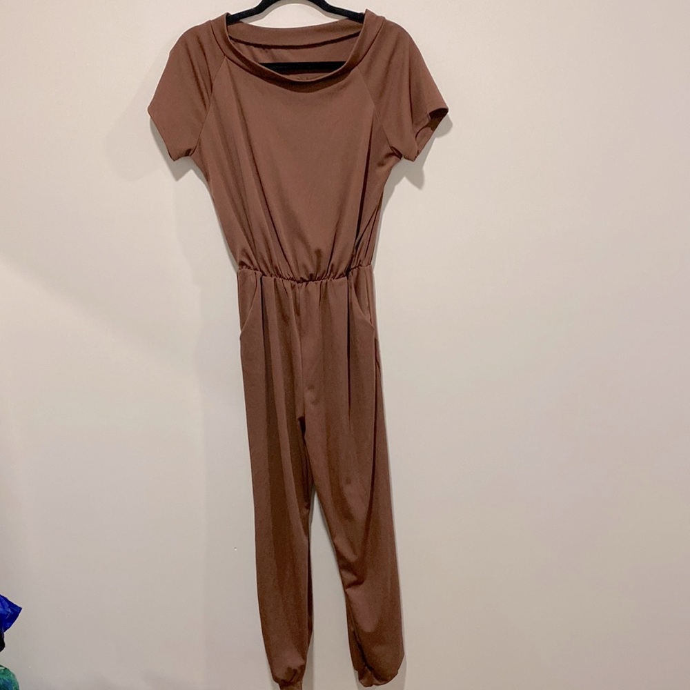 Casual jumpsuit with pockets